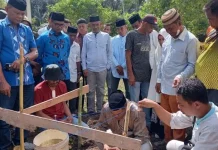 Masjid Berusia 5 Abad di Muna Barat Mulai Direhab Masjid Berusia 5 Abad di Muna Barat Mulai Direhab