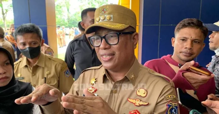 Pimpin Apel Perdana, Bahri Minta ASN di Mubar Bekerja dengan Loyal Pimpin Apel Perdana, Bahri Minta ASN di Mubar Bekerja dengan Loyal