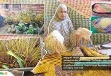 Perburuan Sorume dan Ritual Adat Tolaki Asnawati memproduksi songkok, tikar adat