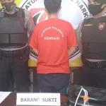 Mengaku Terlilit Utang, Seorang Wanita di Kendari Nekat Edarkan Sabu Mengaku Terlilit Utang, Seorang Wanita di Kendari Nekat Edarkan Sabu