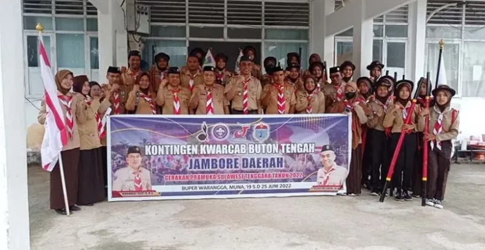 Sekda Buteng Resmi Lepas 40 Peserta Jambore Daerah ke Muna