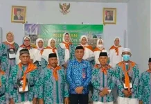 14 Jemaah Calon Haji Asal Buteng Siap Diberangkatkan 14 Jemaah Calon Haji Asal Buteng Siap Diberangkatkan
