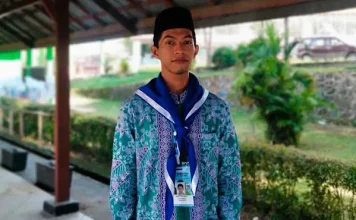 Cerita Indra Kadir, Jemaah Haji Termuda Kota Kendari, Daftar Haji Usia 14 Tahun Cerita Indra Kadir, Jemaah Haji Termuda Kota Kendari, Daftar Haji Usia 14 Tahun