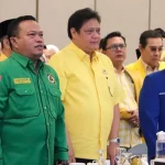 Airlangga Instruksikan Seluruh Kader KIB Kerja Keras Menangkan Pemilu 2024 Airlangga Instruksikan Seluruh Kader KIB Kerja Keras Menangkan Pemilu 2024