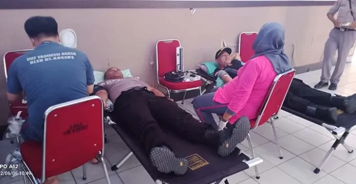 Hari Bhayangkara Ke-76, Polres Konawe Gelar Donor Darah