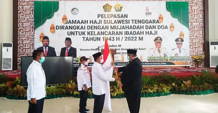 Ali Mazi Resmi Lepas 931 Jemaah Calon Haji Sultra dan Pendamping ke Tanah Suci