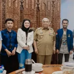 Ali Mazi Dukung Fashion Show Tenun di Muna Akhir Juni Mendatang Ali Mazi Dukung Fashion Show Tenun di Muna Akhir Juni Mendatang