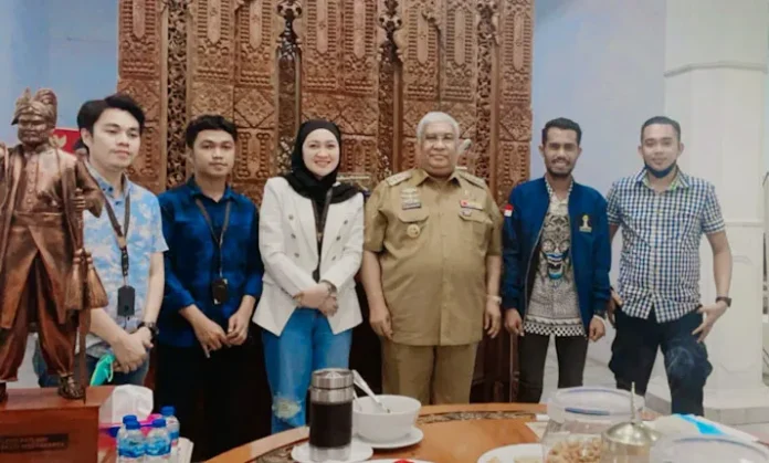 Ali Mazi Dukung Fashion Show Tenun di Muna Akhir Juni Mendatang