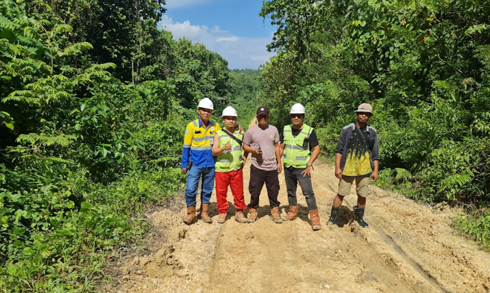 PT GKP Bantu Perbaikan Jalan di Konkep