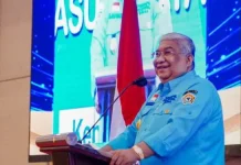 Ali Mazi Ingatkan Korpri Sultra untuk Ambil Peran Merespons Kebijakan Pemerintah Ali Mazi Ingatkan Korpri Sultra untuk Ambil Peran Merespons Kebijakan Pemerintah
