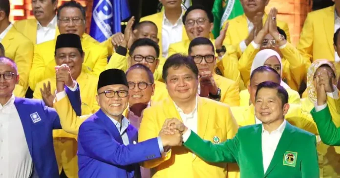 KIB Resmi Teken Kerja Sama untuk Pemilu 2024, Airlangga: Koalisi Ini Terbuka Bagi Partai Lain KIB Resmi Teken Kerja Sama untuk Pemilu 2024, Airlangga: Koalisi Ini Terbuka Bagi Partai Lain