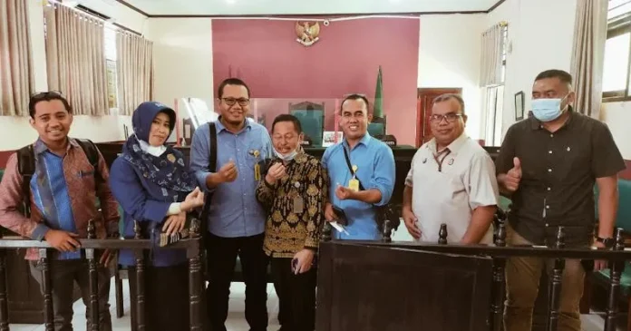 PSX_624 UHO Menangi Gugatan Kepemilikan Tanah Seluas Satu Hektare di Kambu