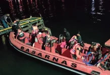 Tiga Nelayan di Kolaka Alami Kecelakaan Laut Tiga Nelayan di Kolaka Alami Kecelakaan Laut