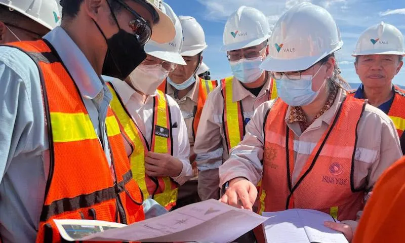 Buktikan Komitmen di Blok Pomalaa, Chairman Huayou dan CEO PT Vale Kunjungi Area Proyek