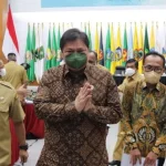 Rakor Penjabat Kepala Daerah, Airlangga Beri Arahan soal Vaksinasi dan Pengentasan Kemiskinan Rakor Penjabat Kepala Daerah, Airlangga Beri Arahan soal Vaksinasi dan Pengentasan Kemiskinan
