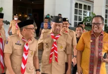 Ali Mazi dan Bupati Rusman Emba Batal Hadiri Pembukaan Jambore Daerah di Muna Ali Mazi dan Bupati Rusman Emba Batal Hadiri Pembukaan Jambore Daerah di Muna