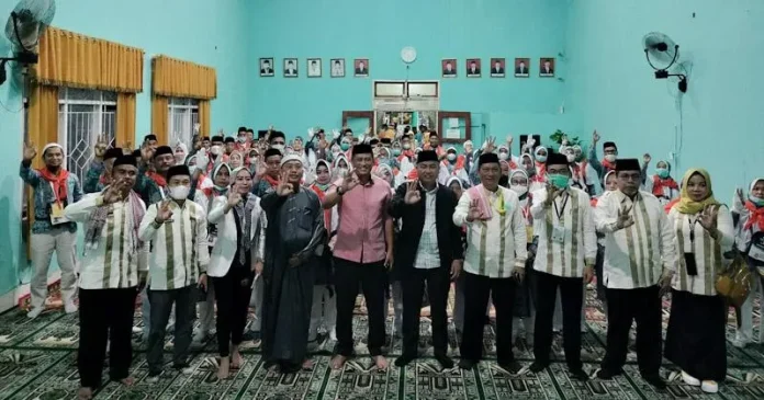 PSX_833 Sekda Konawe Resmi Lepas 72 Jemaah Calon Haji