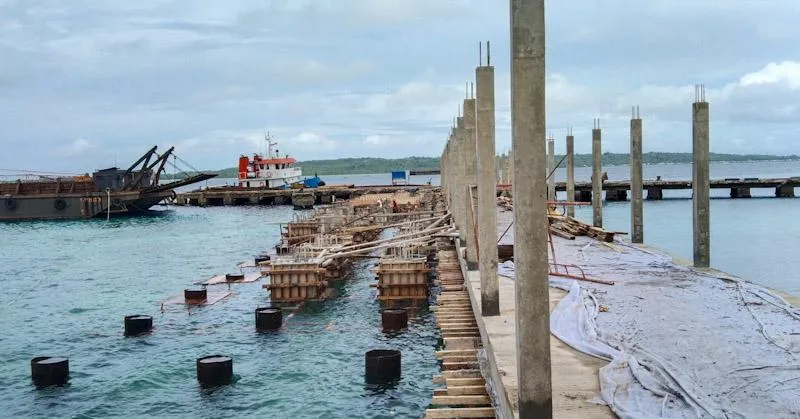 Operasional Pelabuhan Pangulubelo Wakatobi Dihentikan Sementara