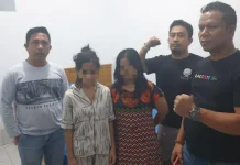 Dua Remaja Perempuan Pelaku Penganiayaan di Kendari Ditangkap Polisi Dua Remaja Perempuan Pelaku Penganiayaan di Kendari Ditangkap Polisi