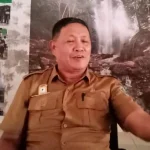 Pengunjung Pantai Batu Gong Dilarang Keras Berenang Sejauh 50 Meter dari Bibir Pantai Pengunjung Pantai Batu Gong Dilarang Keras Berenang Sejauh 50 Meter dari Bibir Pantai