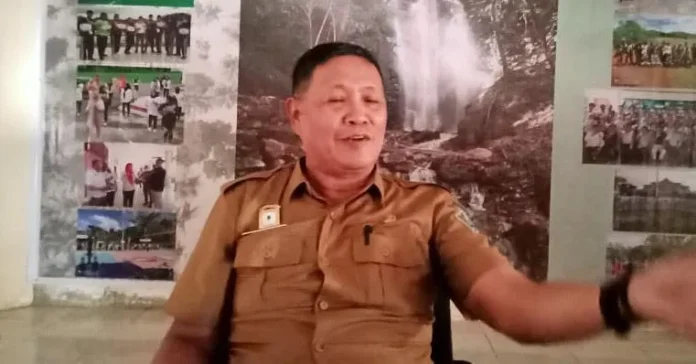 Pengunjung Pantai Batu Gong Dilarang Keras Berenang Sejauh 50 Meter dari Bibir Pantai