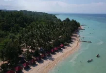 Untuk Sementara Retribusi Masuk Pantai Toronipa Ditiadakan Pantai Toronipa