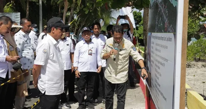 Menteri KKP Soft Launching Kampung Budi Daya Rumput Laut di Wakatobi