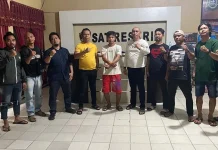 Emak-emak Dipukul Hingga Bengkak Bagian Mata, Pelakunya Ditangkap Usai Buron 5 Bulan Emak-emak Dipukul Hingga Bengkak Bagian Mata, Pelakunya Ditangkap Usai Buron 5 Bulan