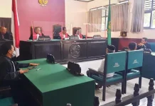 Mantan Sekwan dan Bendahara DPRD Mubar Terbukti Korupsi Anggaran Makan, Minum dan Reses Mantan Sekwan dan Bendahara DPRD Mubar Terbukti Korupsi Anggaran Makan, Minum dan Reses