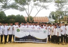 Berlangsung Ramai, Tahap Pertama Kirab 1 Muharam di Kendari Diikuti 4 Ribu Peserta Berlangsung Ramai, Tahap Pertama Kirab 1 Muharam di Kendari Diikuti 4 Ribu Peserta