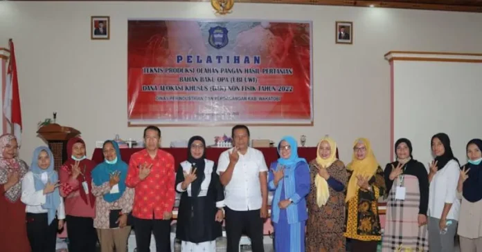 Dorong Pelaku IKM Berinovasi, Disperindag Wakatobi Beri Pelatihan Teknis Produksi Olahan Pangan