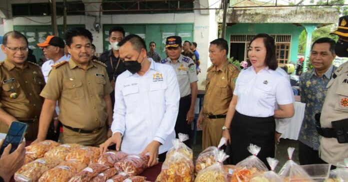 Kadin Konawe Tebar 15 Ribu Kupon Pasar Murah