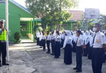 Satlantas Polres Baubau Sosialisasi Kamseltibcar ke Pelajar Satlantas Polres Baubau Sosialisasi Kamseltibcar ke Pelajar
