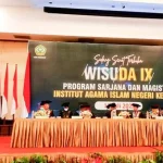 Bupati Wakatobi Beri Orasi Ilmiah di Wisuda IAIN Kendari Bupati Wakatobi Beri Orasi Ilmiah di Wisuda IAIN Kendari