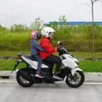 7 Kiat Cari Aman Bonceng Anak Naik Motor 7 Kiat Cari Aman Bonceng Anak Naik Motor