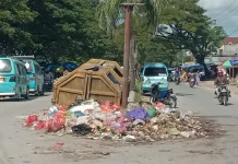 Armada Kebersihan Rusak, Sampah Menggunung di Sejumlah Titik Kota Raha Armada Kebersihan Rusak, Sampah Menggunung di Sejumlah Titik Kota Raha