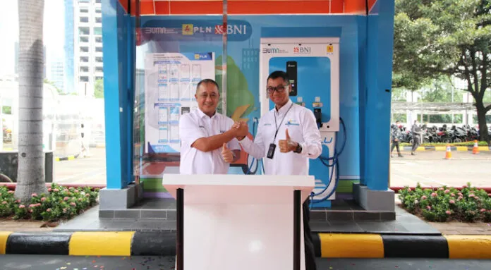 Jadi Pionir di Industri Perbankan, BNI Operasikan Dua SPKLU Skema Partnership