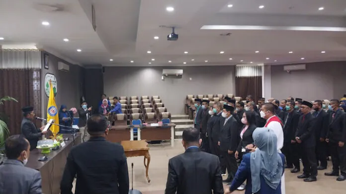 42 Penjabat Non-Struktural di Tiga Fakultas UHO Dirombak, Berikut Daftarnya