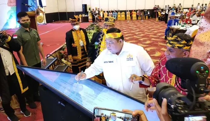 Kadin Sultra dan Kemenkumham Teken MoU Kekayaan Intelektual