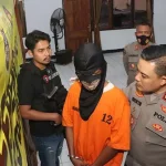 Seorang Ayah di Baubau Setubuhi Putri Kandungnya Hingga Hamil Seorang Ayah di Baubau Setubuhi Putri Kandungnya Hingga Hamil