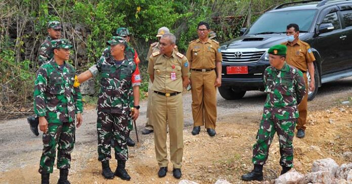 Tim Wasev Mabes Tinjau Langsung Kegiatan TMMD di Buteng