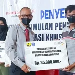 Bersama Bank Sultra, Pemkab Wakatobi Beri Bantuan Rumah Layak Huni kepada 95 Warga Bersama Bank Sultra, Pemkab Wakatobi Beri Bantuan Rumah Layak Huni kepada 95 Warga