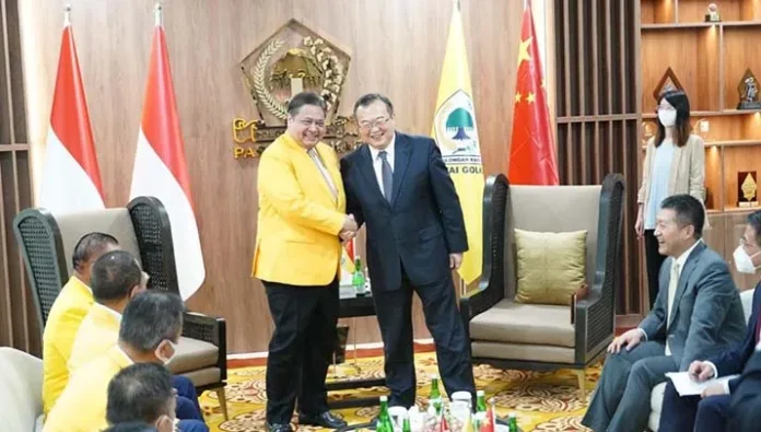 Airlangga Terima Kunjungan PKC, Bahas Stabilitas Politik hingga Kesinambungan Investasi China