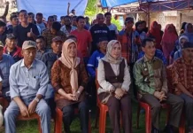 Haliana Paparkan Progres Listrik 24 Jam di Hadapan Masyarakat Kaledupa Haliana Paparkan Progres Listrik 24 Jam di Hadapan Masyarakat Kaledupa