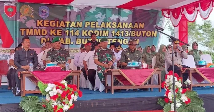 Kasdam XIV Hasanuddin Pimpin Langsung Penutupan TMMD ke-114 di Buteng