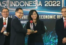 Konsisten Terapkan ESG, BRI Rebut 2 Penghargaan Utama ICAII 2022 Konsisten Terapkan ESG, BRI Rebut 2 Penghargaan Utama ICAII 2022