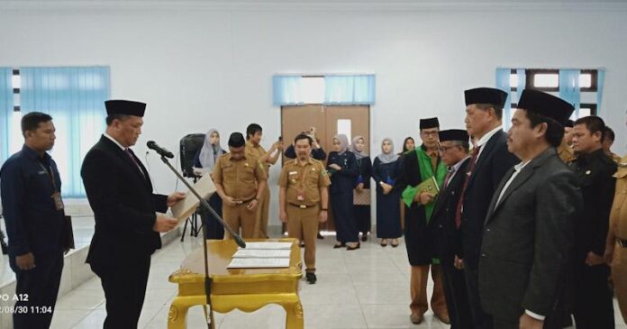 Lantik Sejumlah Pejabat, Ini Arahan Bupati Konawe