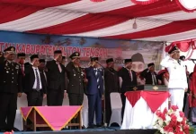 Pj Bupati Buteng Gelar Upacara HUT RI ke-77 di Labungkari Pj Bupati Buteng Gelar Upacara HUT RI ke-77 di Labungkari