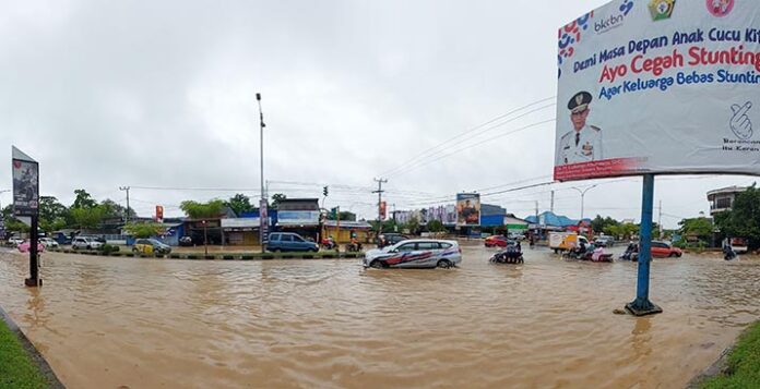 Sejumlah Ruas Jalan di Kendari Masih Jadi Langganan Genangan Air Hujan