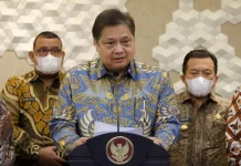 Menko Airlangga Pastikan Konversi Kompor Gas 3 Kg ke Listrik Tidak Berlaku Tahun Ini Menteri Koordinator Bidang Perekonomian Airlangga Hartarto